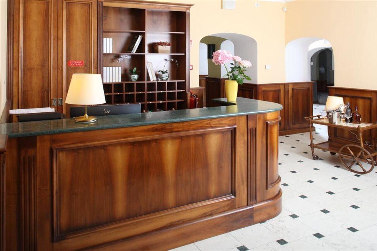 Hotel Md Камнік Екстер'єр фото