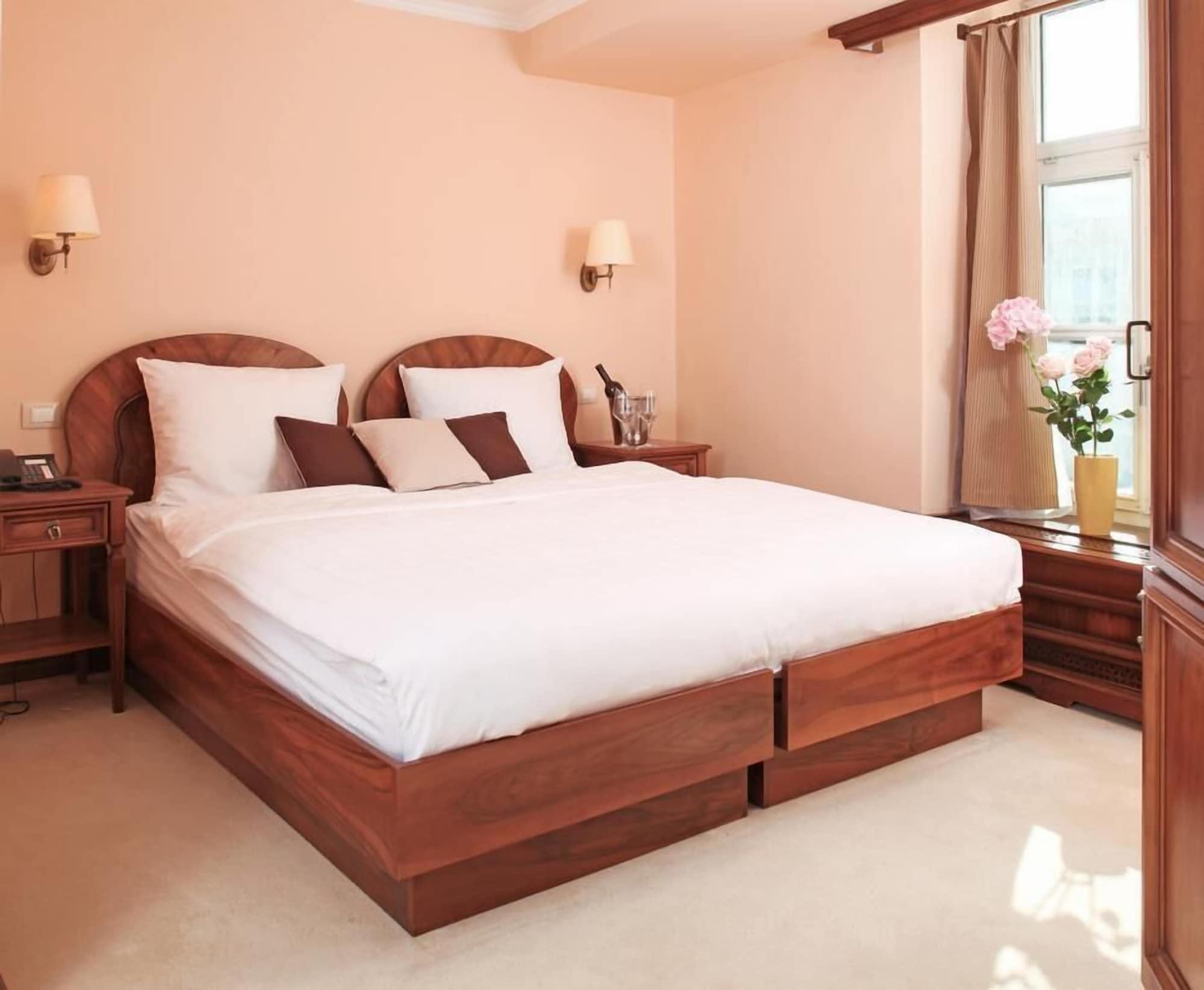 Hotel Md Камнік Екстер'єр фото