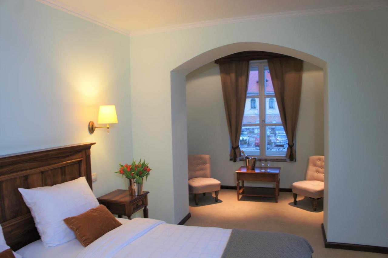 Hotel Md Камнік Екстер'єр фото